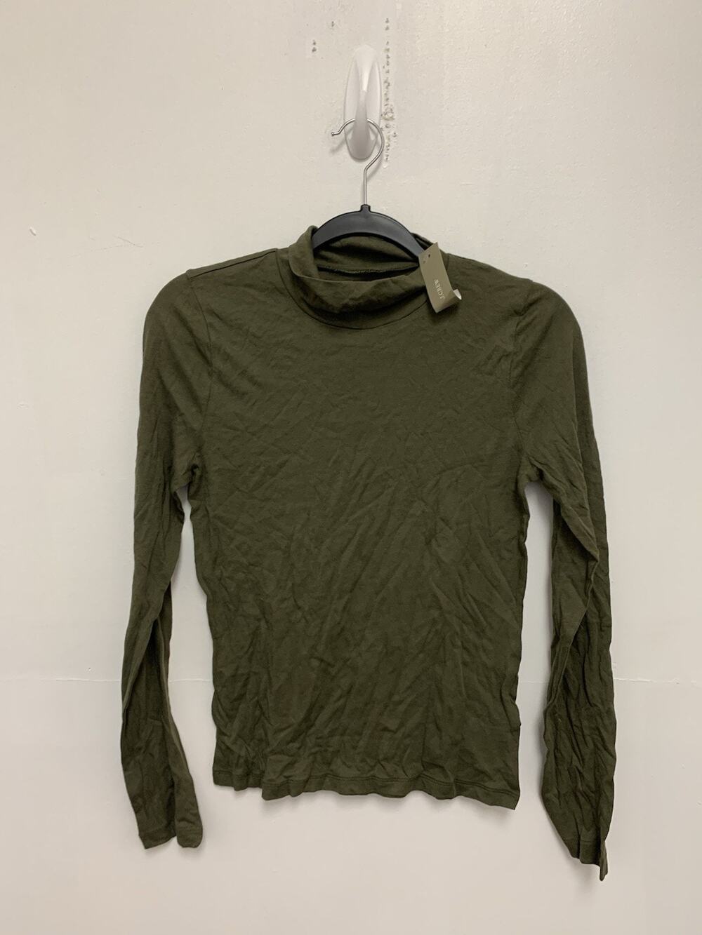 J. Crew Tissue Crepe Turtleneck Long Sleeve Top Womens M Green CD305